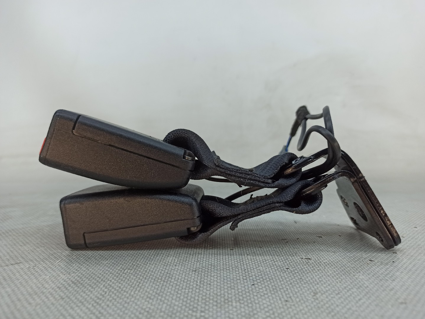 Encaixe de cinto trás esquerdo RENAULT Zoe (BFM_) Imagem-0