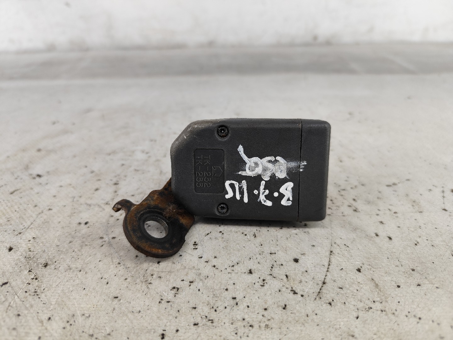 Encaixe de cinto trás esquerdo HONDA Civic I Shuttle (AN_, AR_) Imagem-1