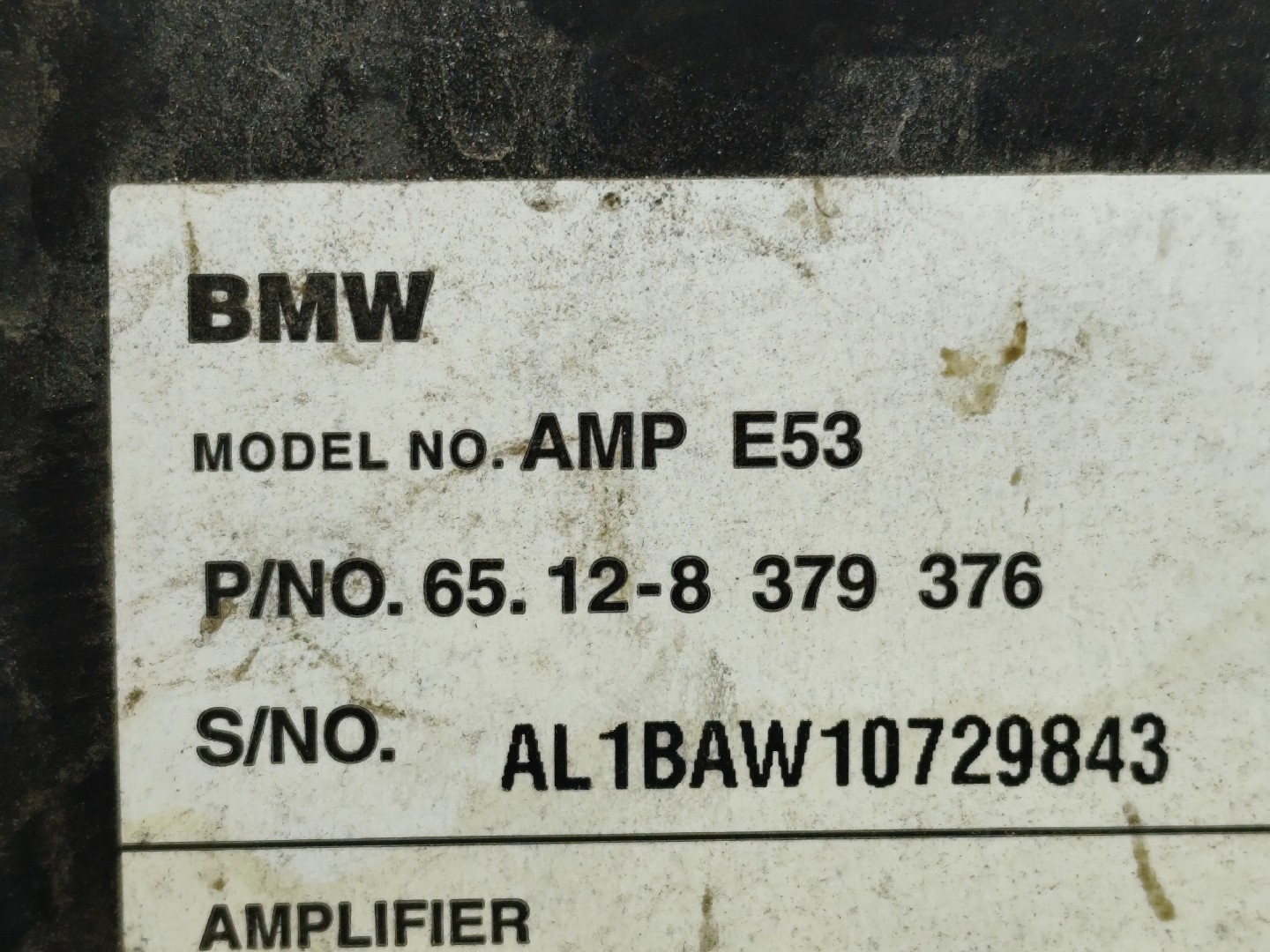 Amplificador de colunas BMW X5 (E53) Imagem-3