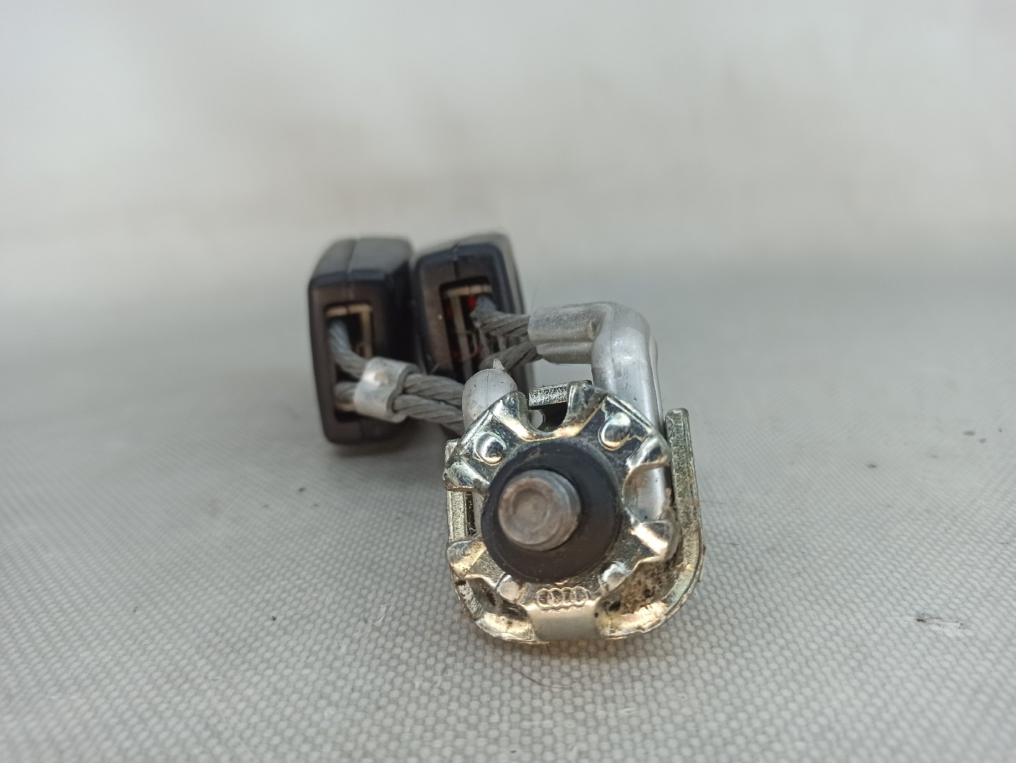 Fibbia cintura posteriore sinistra VOLKSWAGEN Golf V Variant (1K5) Imagem-3