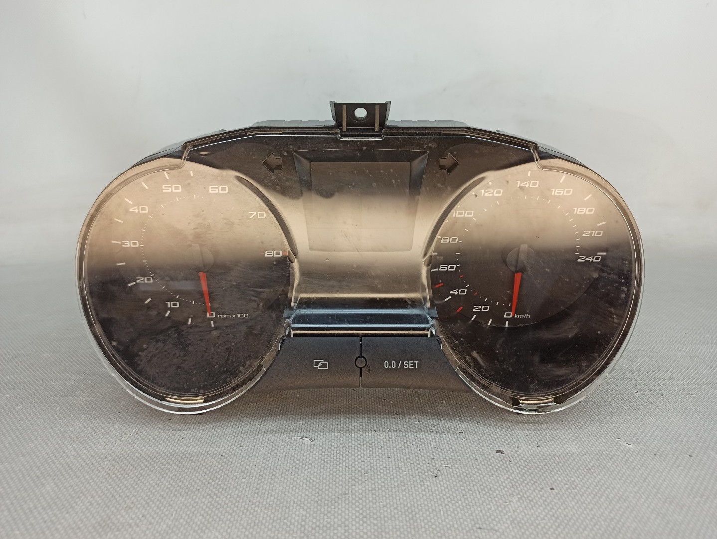 Quadrante / Cuadro de instrumentos SEAT Ibiza IV (6J5, 6P1) Imagem-0