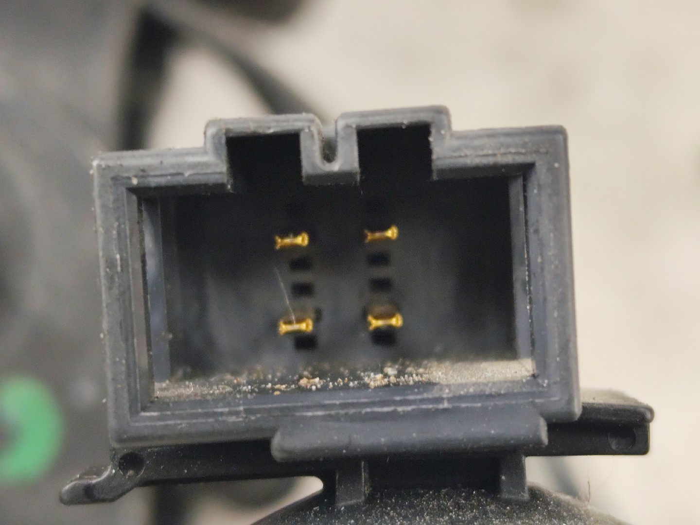 Encaixe de cinto trás esquerdo SKODA Superb III Hatchback (3V3) Imagem-2