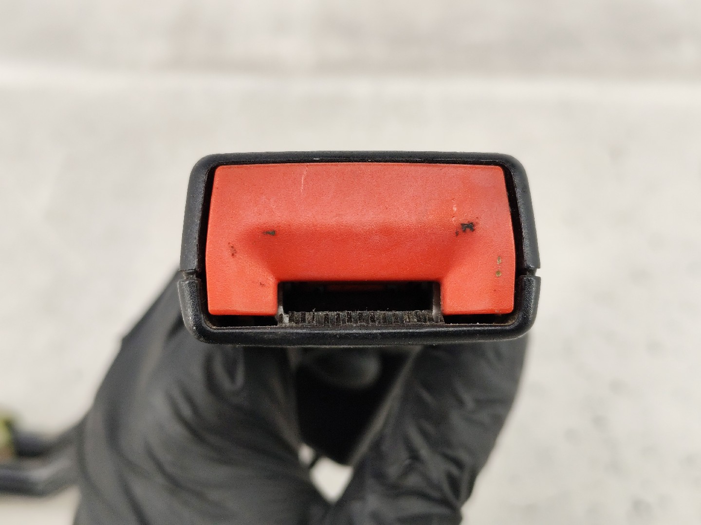 Encaixe de cinto trás esquerdo AUDI A3 (8L1) Imagem-3