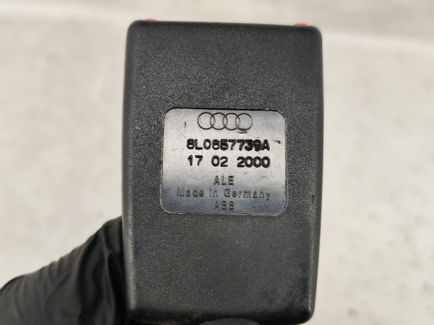 Encaixe de cinto trás esquerdo AUDI A3 (8L1) Imagem-5