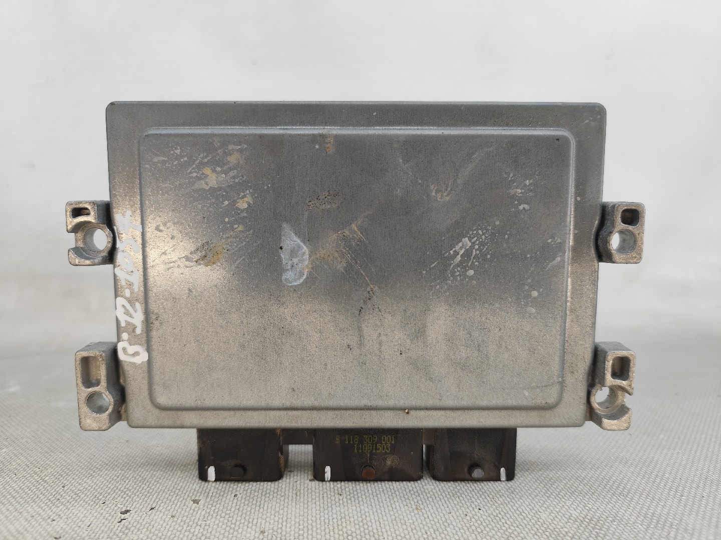 Engine control unit / ECU FORD Fiesta VI (CB1, CCN) Imagem-1