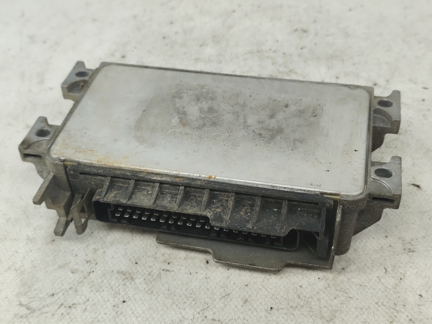Engine control unit / ECU FIAT Punto (176_) Imagem-2