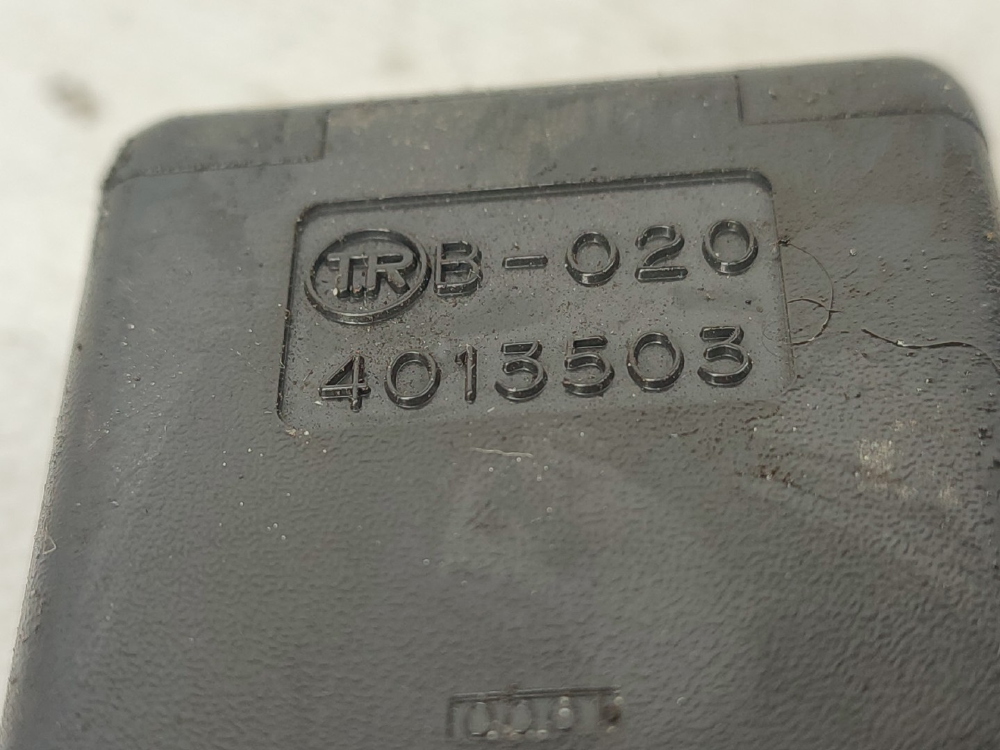 Encaixe de cinto trás esquerdo TOYOTA Corolla Sedan (_E8_) Imagem-3