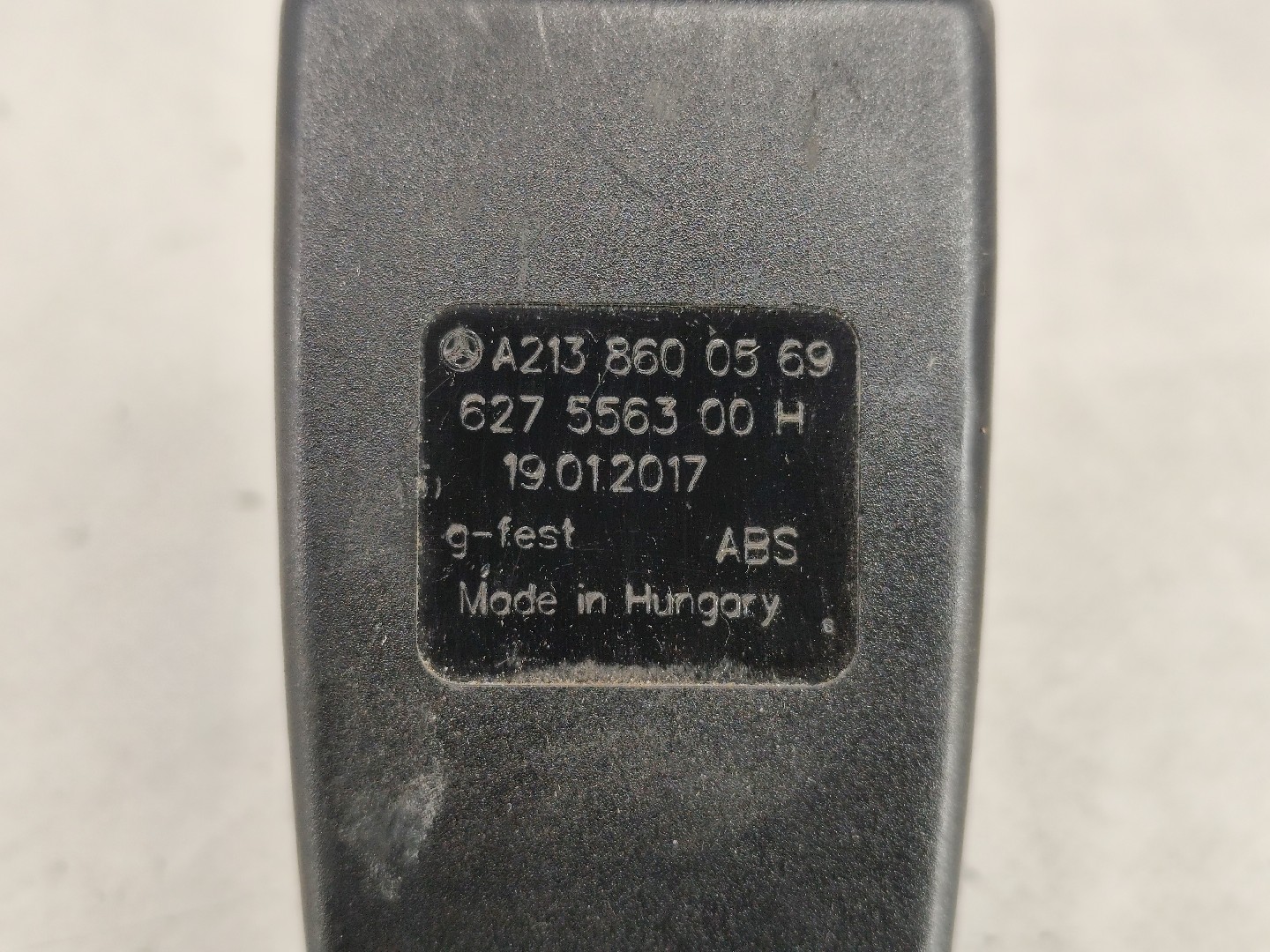 Encaixe de cinto trás esquerdo MERCEDES-BENZ Classe E Carrinha (S213) Imagem-6