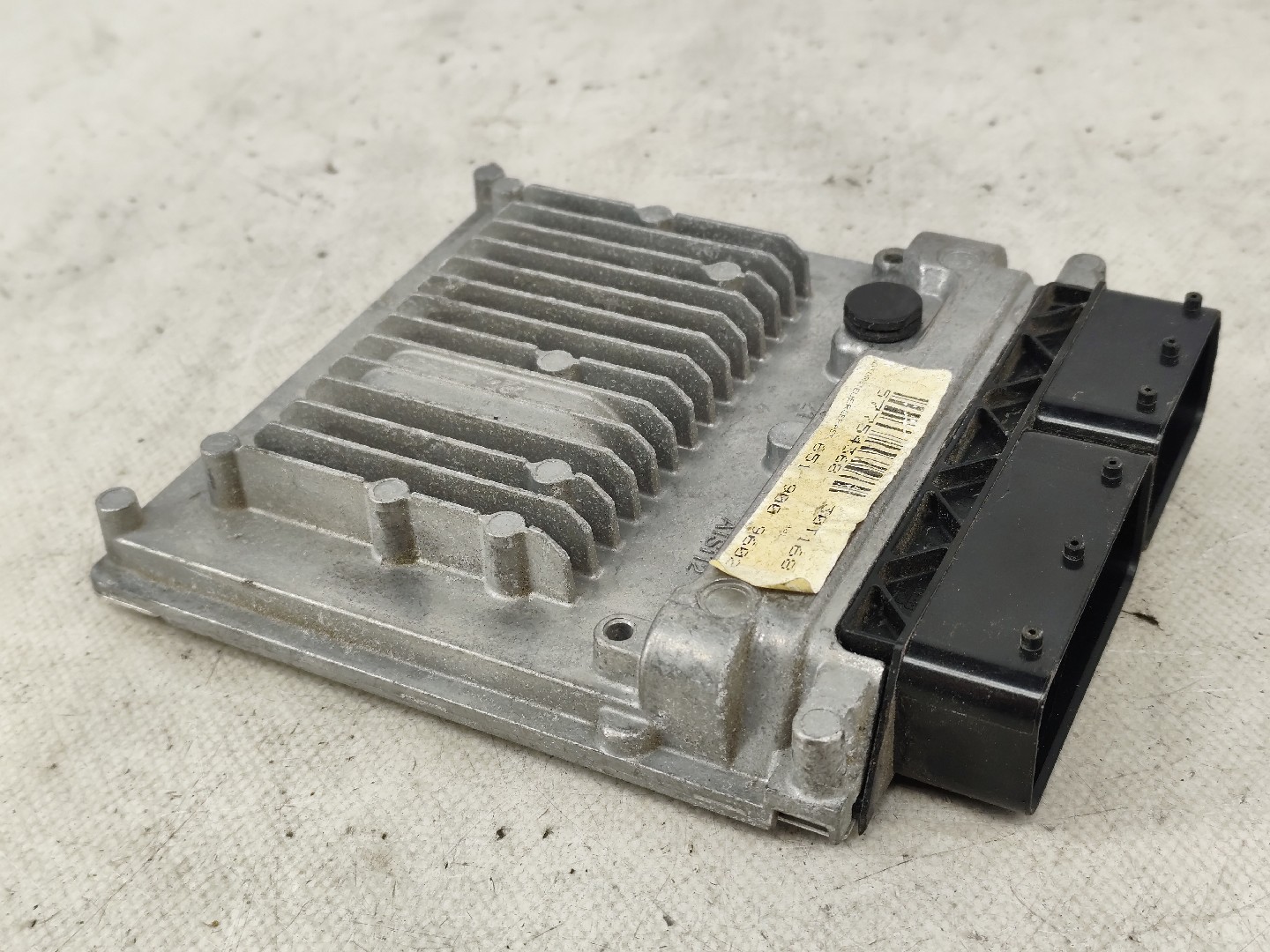 Engine control unit / ECU MERCEDES-BENZ CLA Coupé (C117) Imagem-2