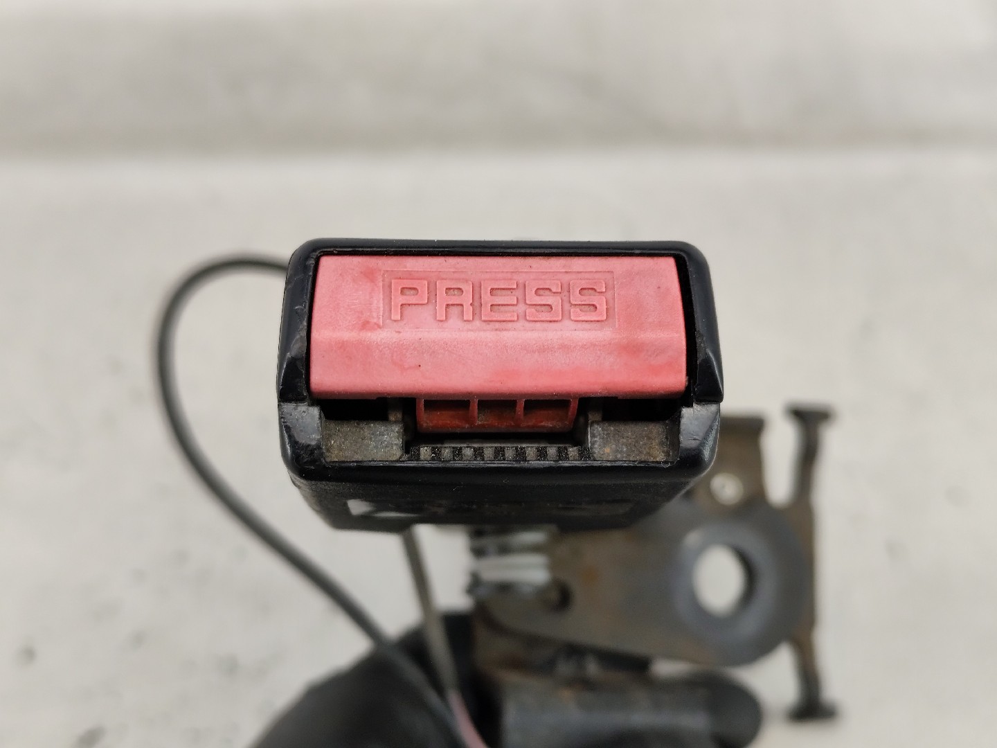 Fibbia cintura posteriore sinistra RENAULT Megane III Coupé (DZ0/1_) Imagem-4