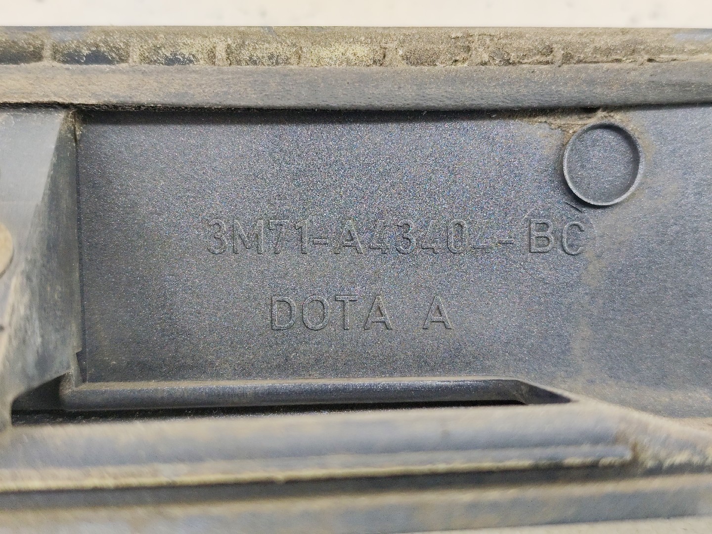 Door trim / trunk lid trim MAZDA 2 (DY) Imagem-4