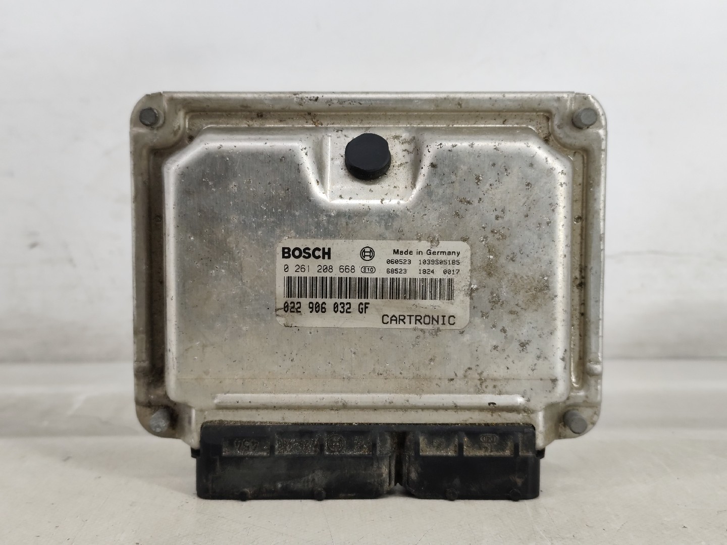 Engine control unit / ECU PORSCHE Cayenne (9PA) Imagem-0