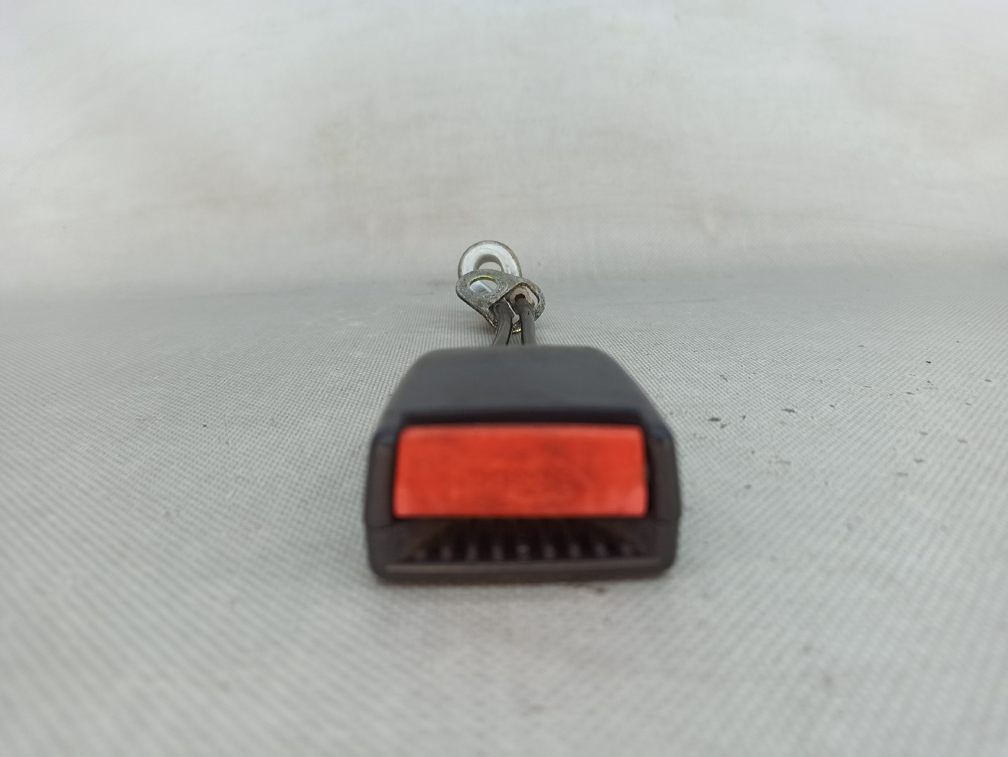 Encaixe de cinto trás esquerdo VOLVO 460 L (464) Imagem-2