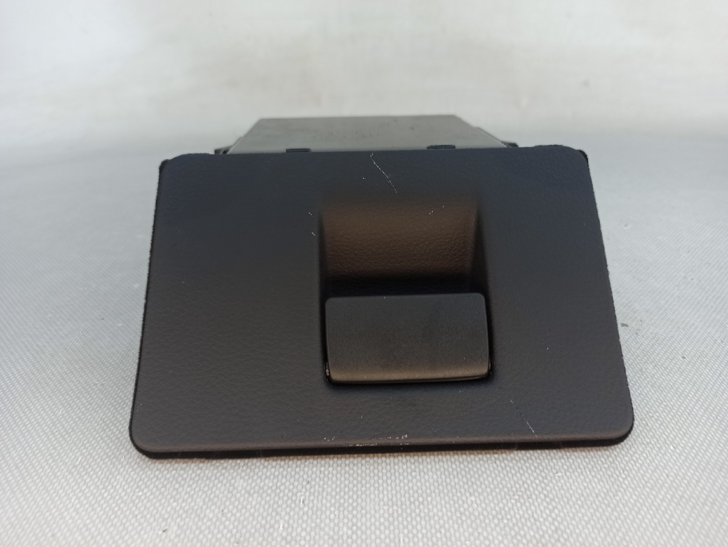 Vano portaoggetti BMW 5 Gran Turismo (F07) Imagem-0