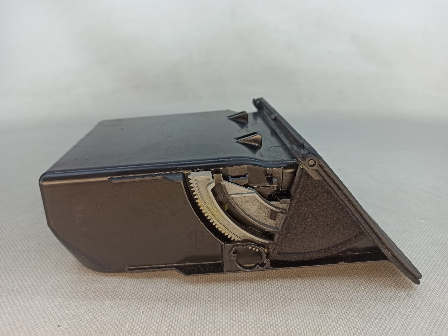 Vano portaoggetti BMW 5 Gran Turismo (F07) Imagem-2