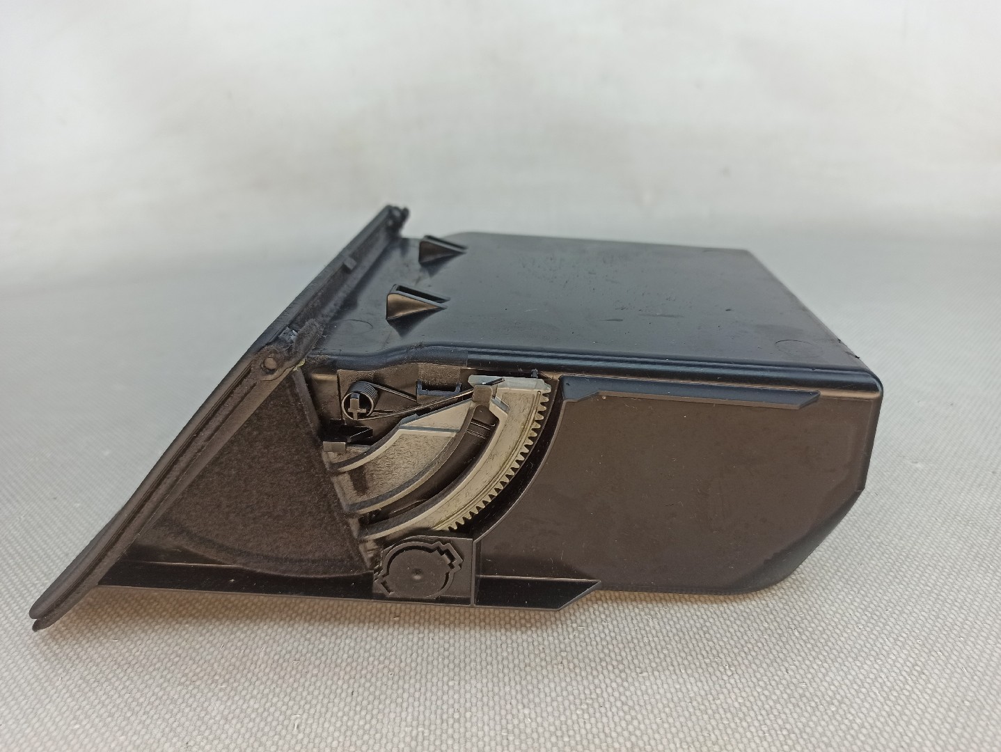 Vano portaoggetti BMW 5 Gran Turismo (F07) Imagem-3