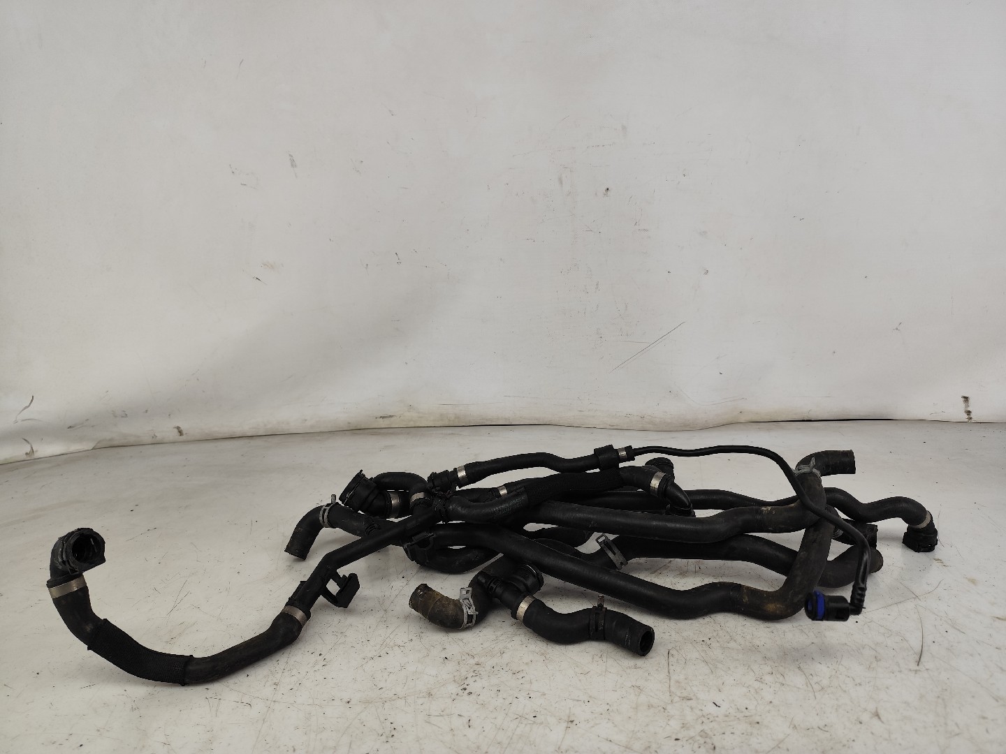 Tubo acqua BMW 5 Gran Turismo (F07) Imagem-1