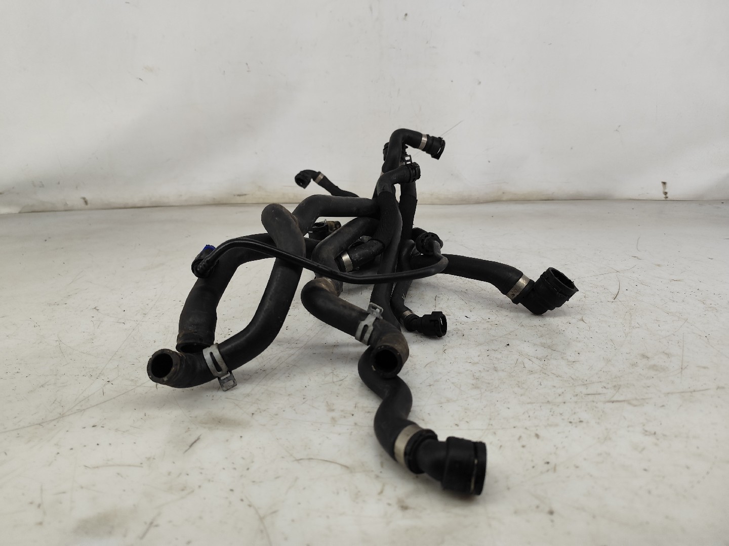 Tubo acqua BMW 5 Gran Turismo (F07) Imagem-3