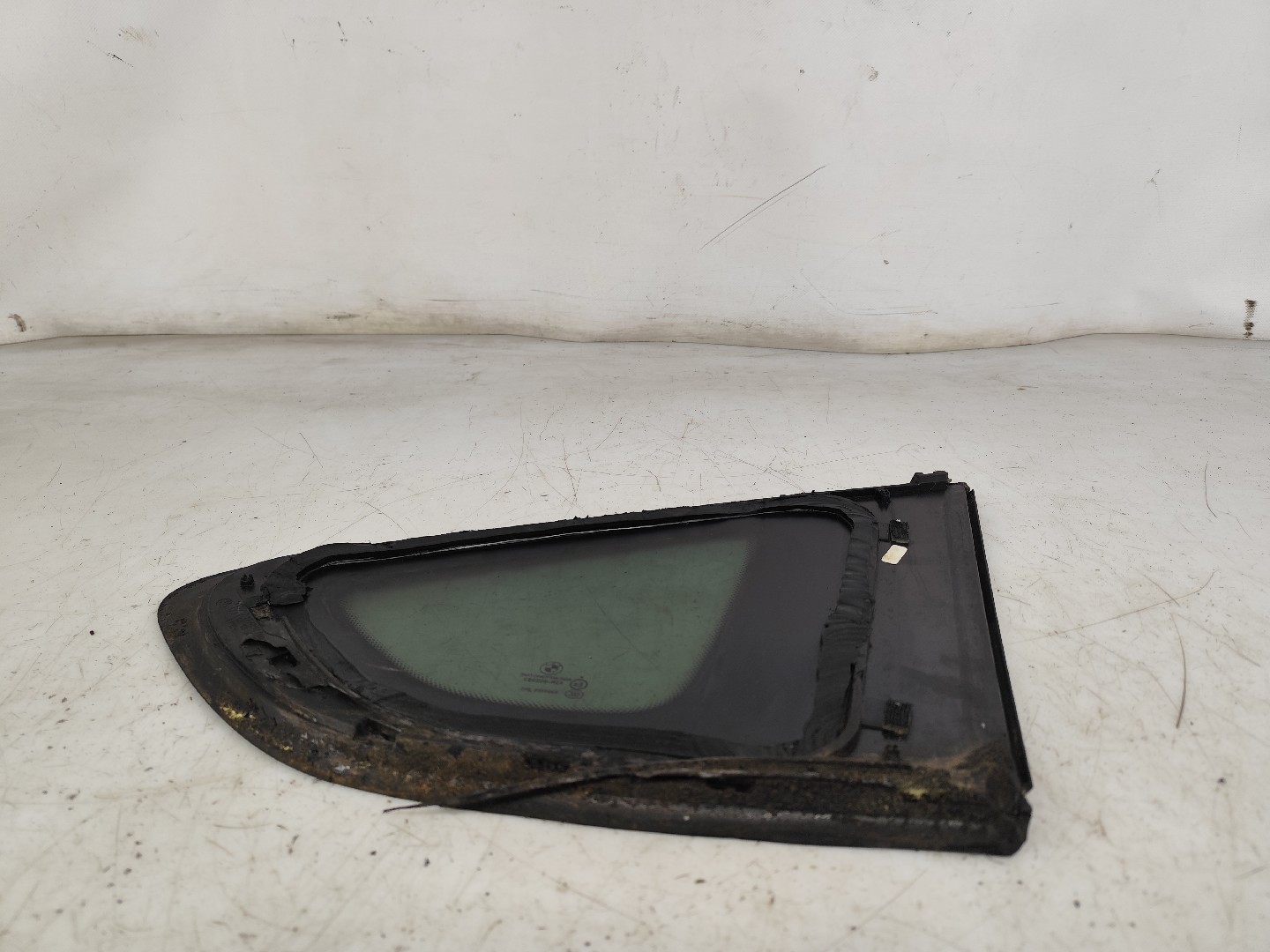 Vetro del pannello posteriore sinistro BMW 5 Gran Turismo (F07) Imagem-2