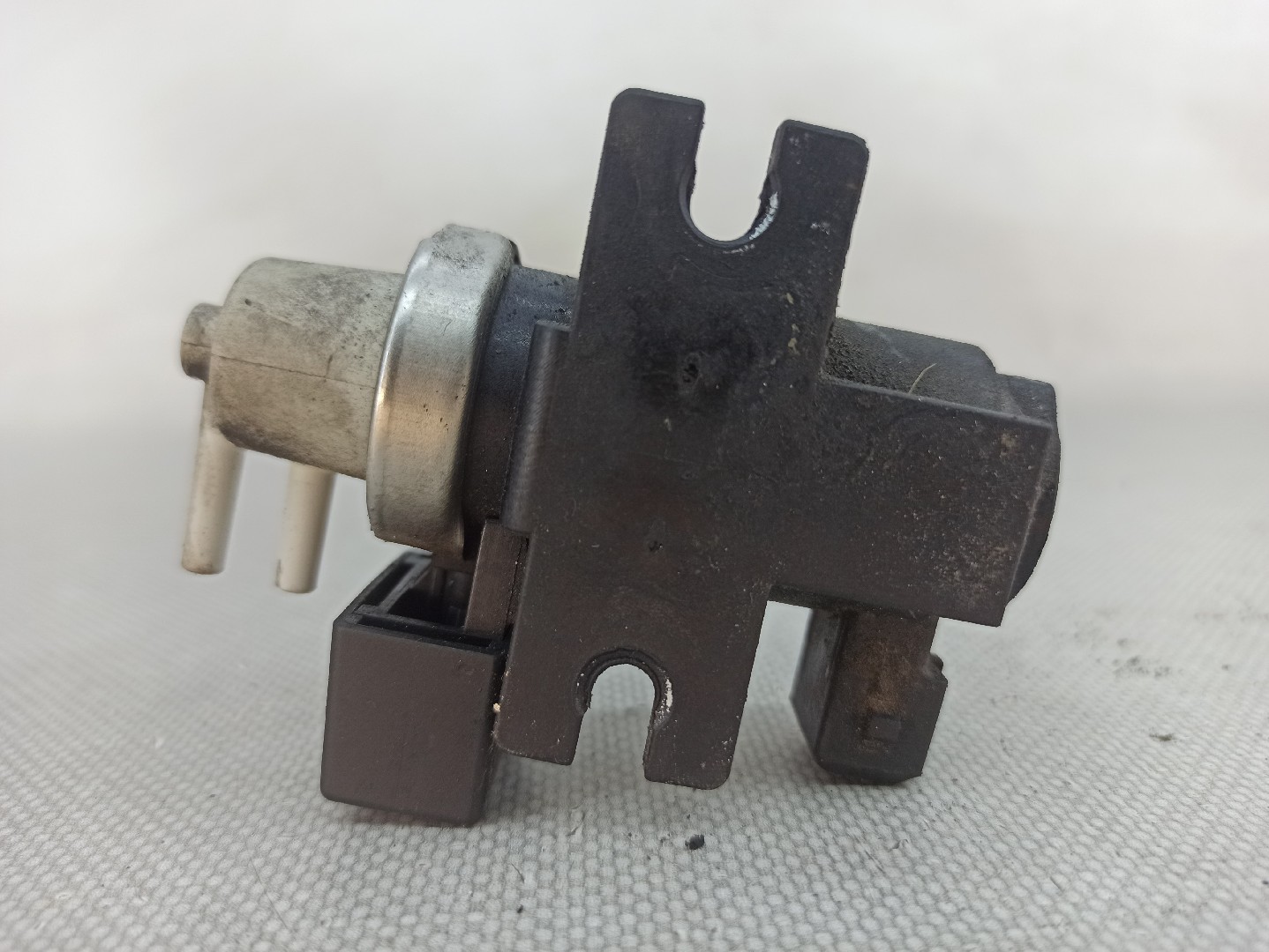 Elettrovalvola Convertitore Pressione BMW 5 Gran Turismo (F07) Imagem-1