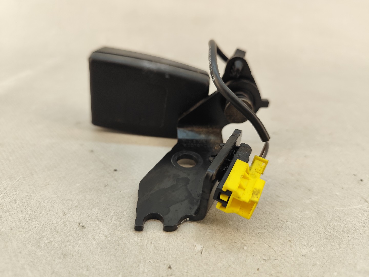 Fibbia cintura posteriore sinistra MERCEDES-BENZ Classe E Coupé (C207) Imagem-3