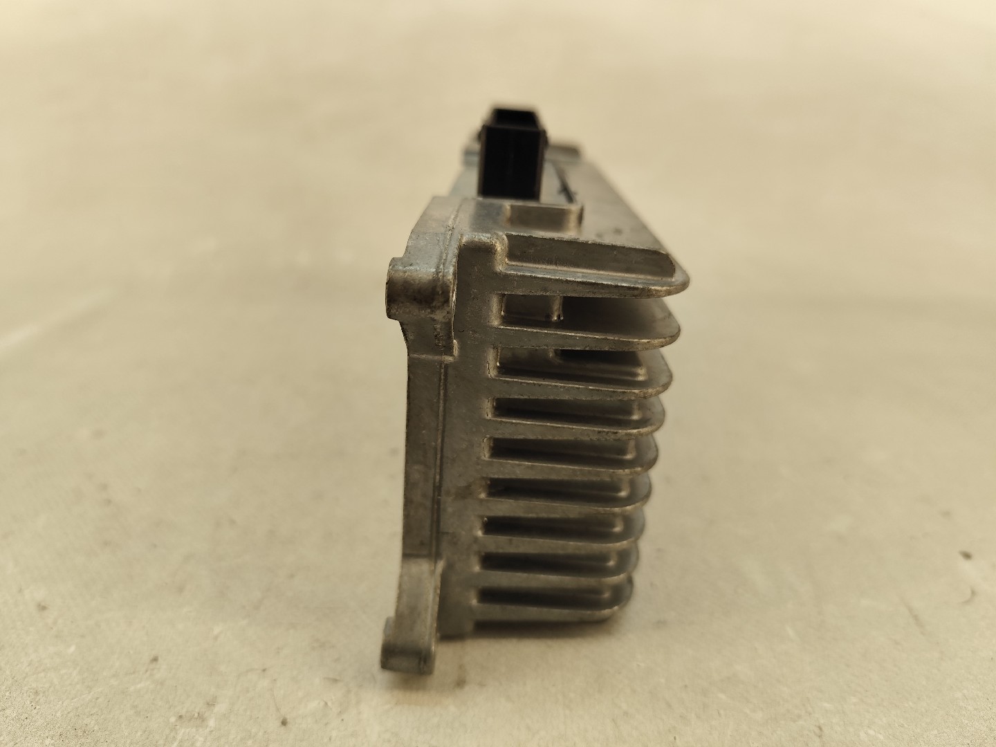 Amplificatore Altoparlanti AUDI A6 Avant (4F5, C6) Imagem-2