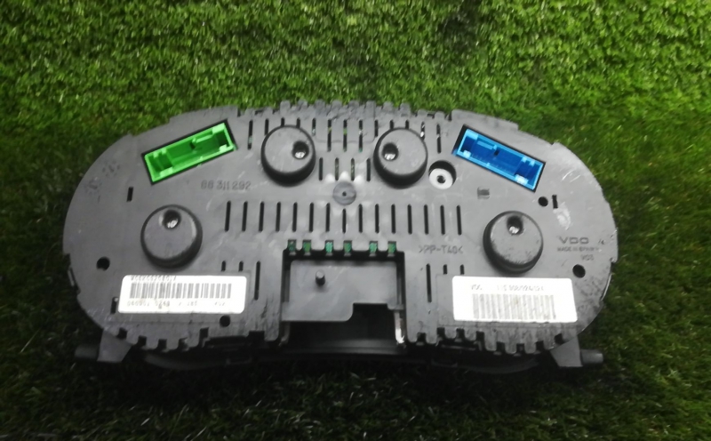 Quadrante / Cuadro de instrumentos SEAT Ibiza II (6K1) Imagem-1