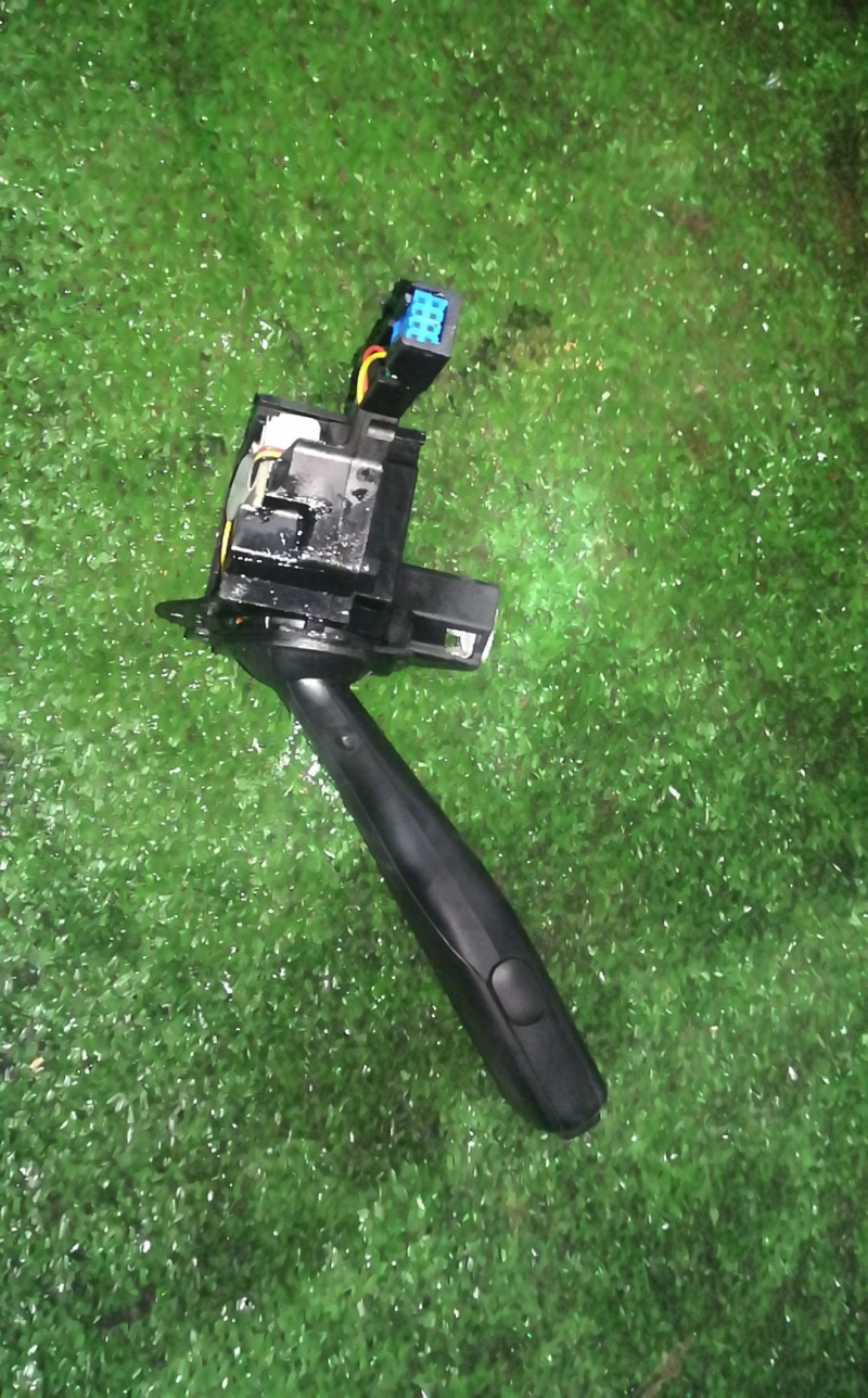 Manípulo do limpa vidros SEAT Leon (1P1) Imagem-1