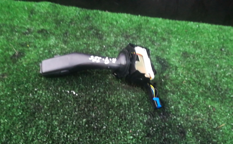 Manípulo do limpa vidros SEAT Leon (1P1) Imagem-1