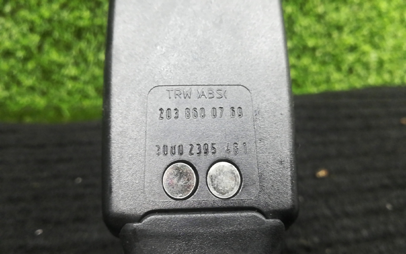 Fibbia cintura posteriore sinistra MERCEDES-BENZ Classe C Carrinha (S203) Imagem-2