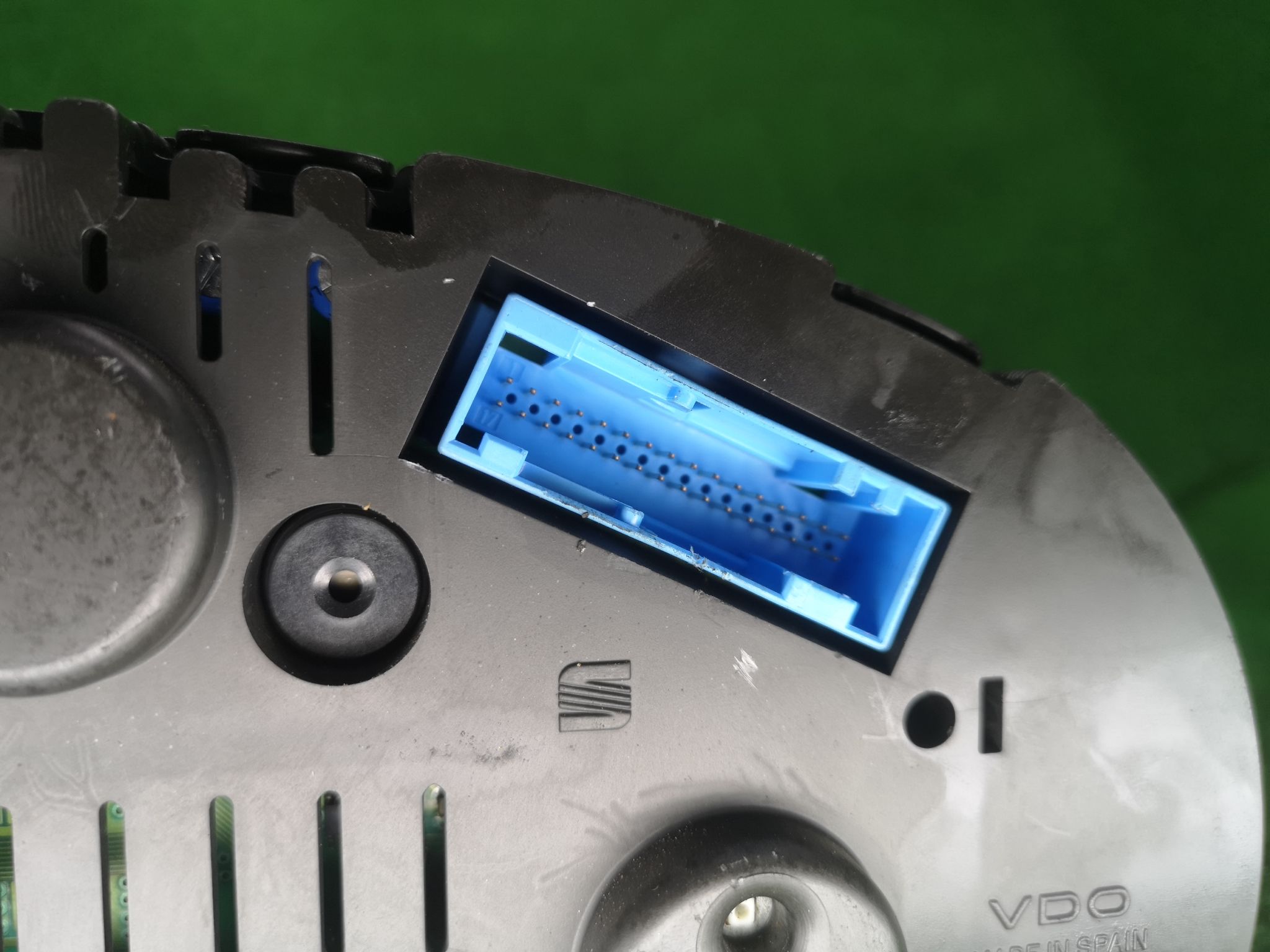 Quadrante / Cuadro de instrumentos SEAT Ibiza II (6K1) Imagem-1