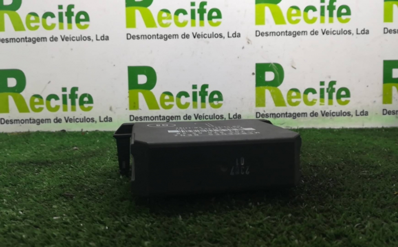 Left rear Door Unit Module MERCEDES-BENZ Classe C Carrinha (S203) Imagem-1