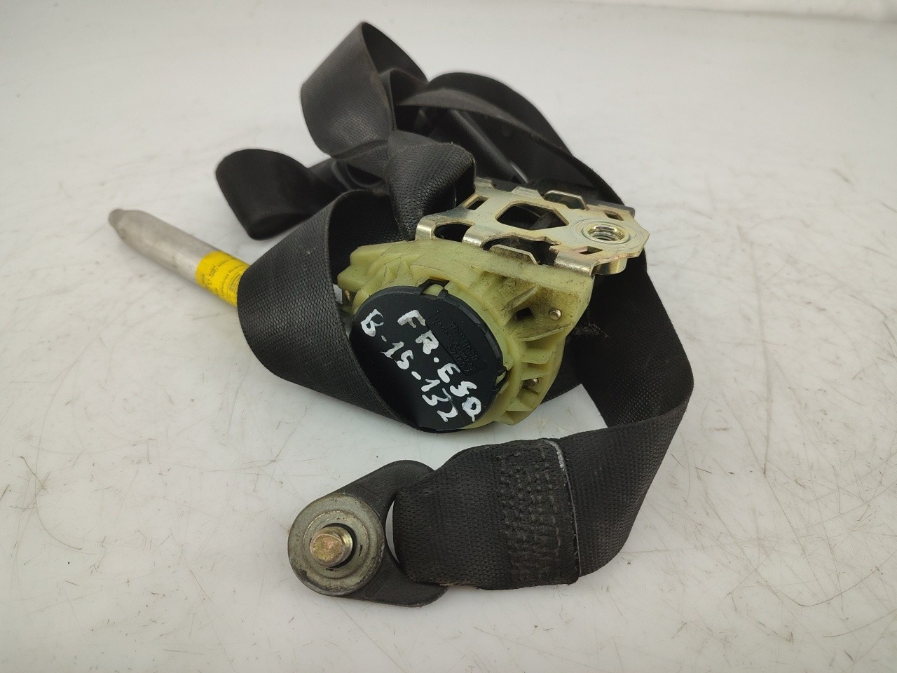 Cinto frente esquerdo MERCEDES-BENZ Classe C (W202) Imagem-1