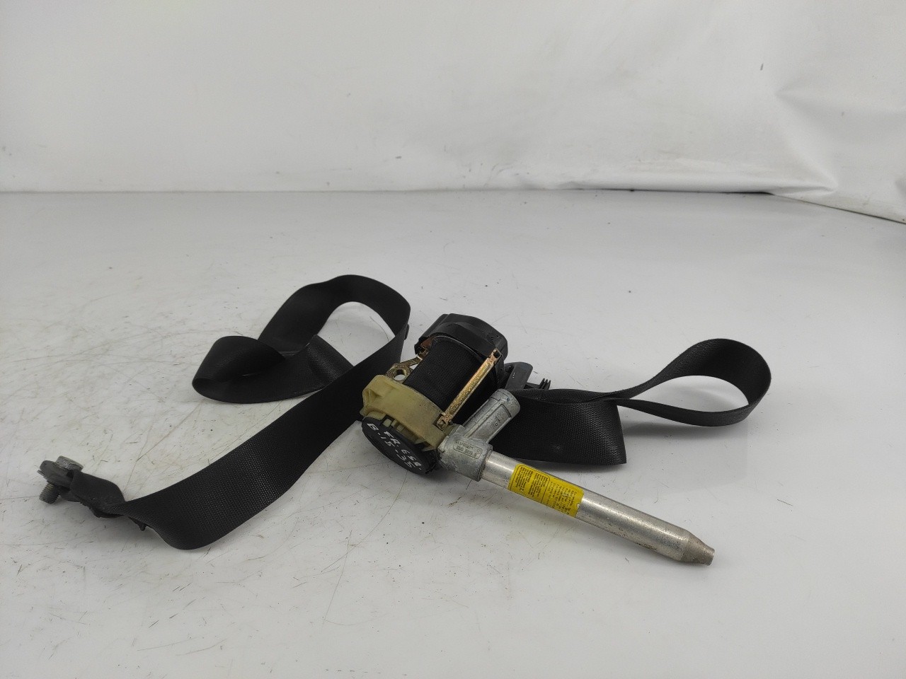 Cinto frente esquerdo MERCEDES-BENZ Classe C (W202) Imagem-1