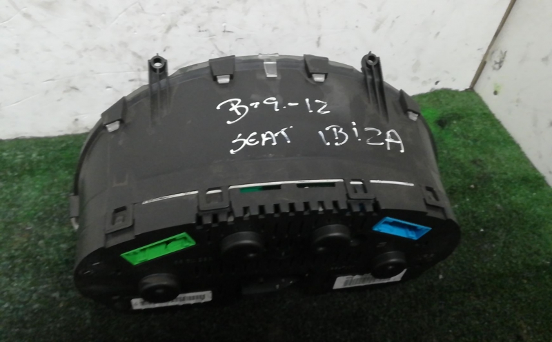 Quadrante / Cuadro de instrumentos SEAT Ibiza II (6K1) Imagem-4