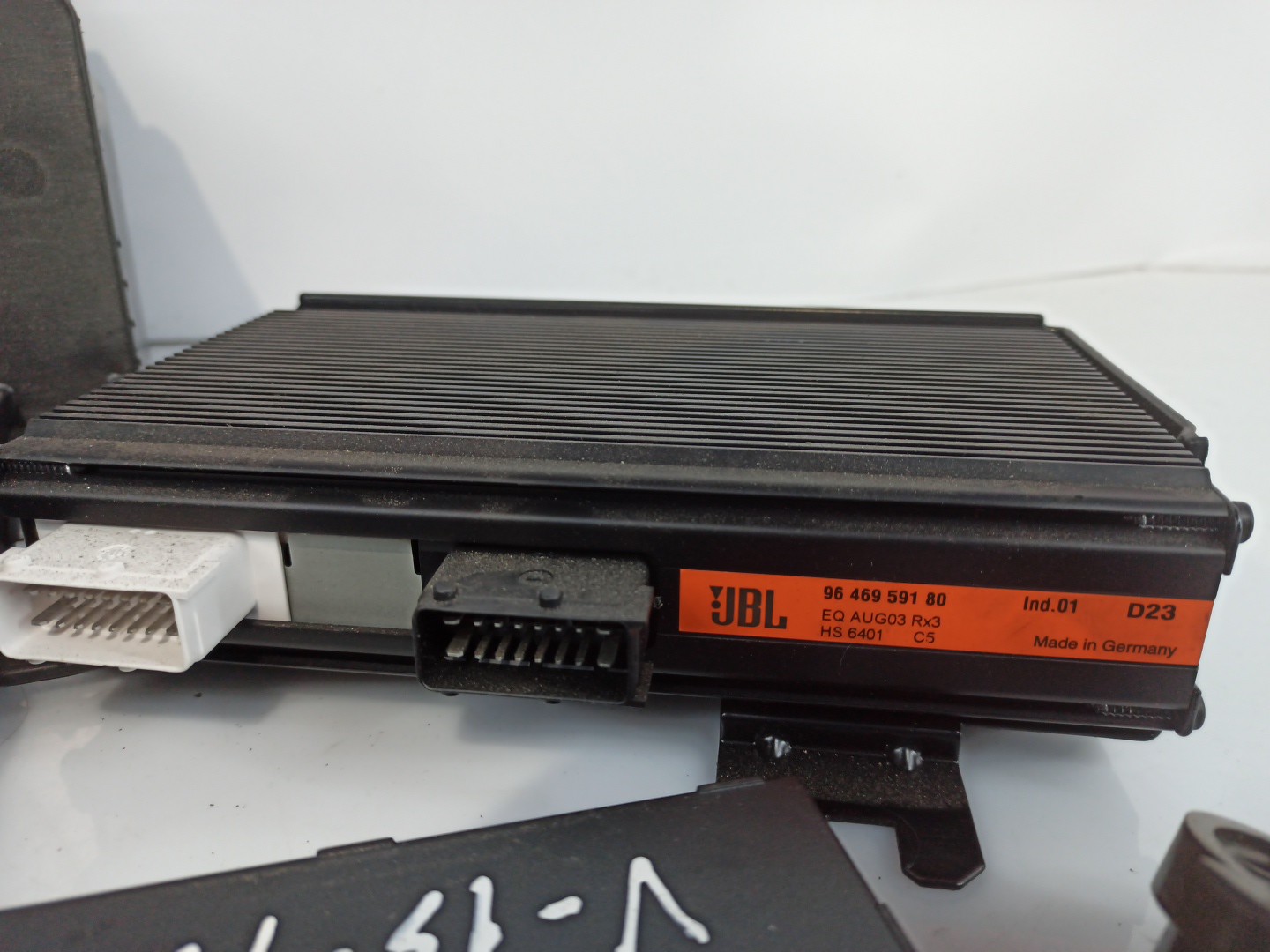 Amplificador de Altavoz PEUGEOT 407 (6D_) Imagem-4