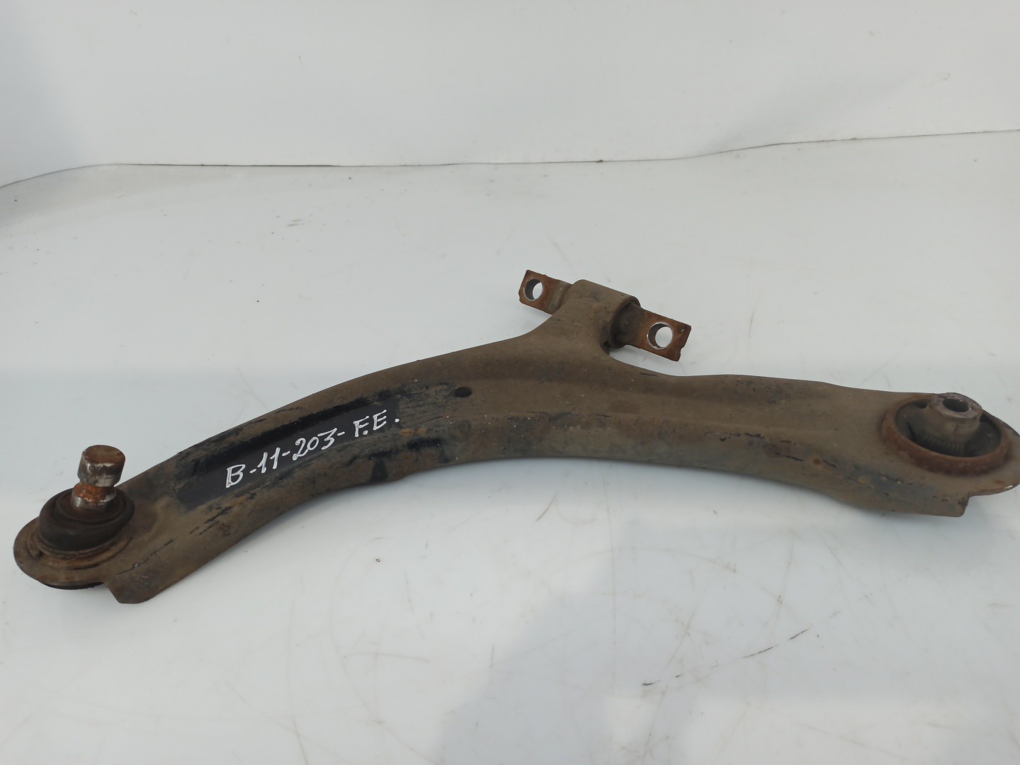 Braço de suspensão frente esquerdo NISSAN Qashqai/Qashqai+2 I (J10, JJ10) Imagem-0