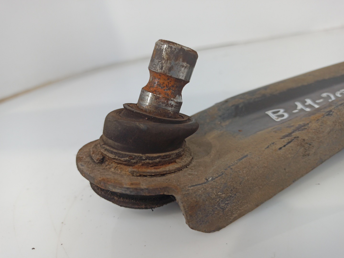 Braço de suspensão frente esquerdo NISSAN Qashqai/Qashqai+2 I (J10, JJ10) Imagem-1