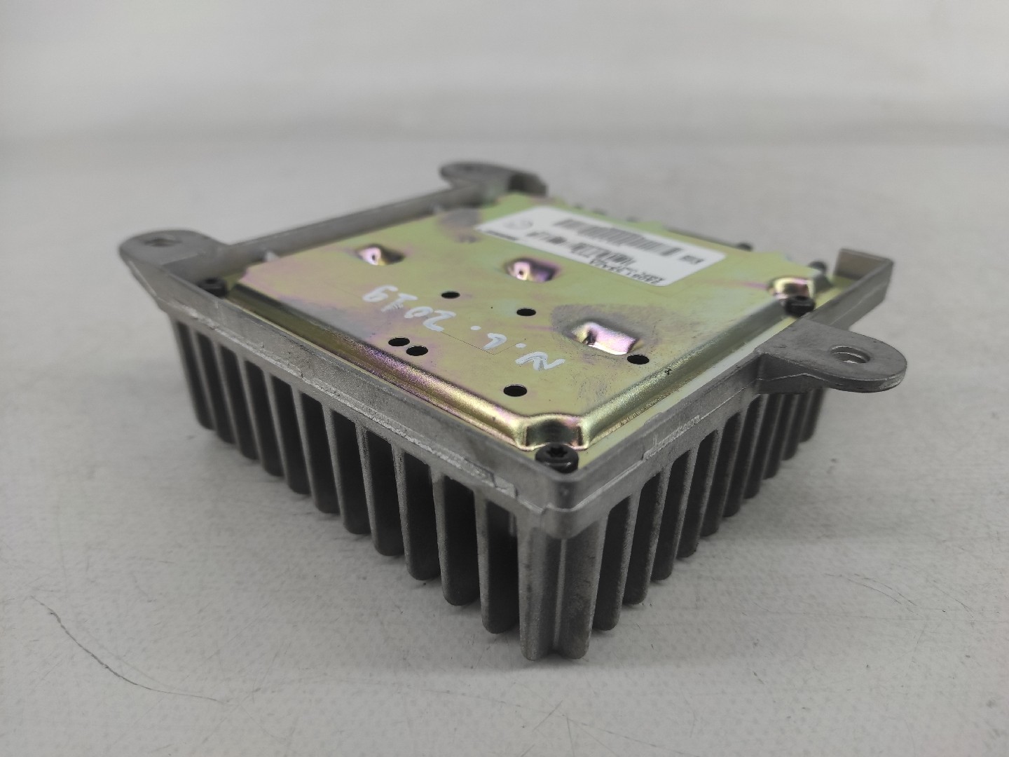 Amplificatore Altoparlanti NISSAN Leaf EV (ZE1) Imagem-3