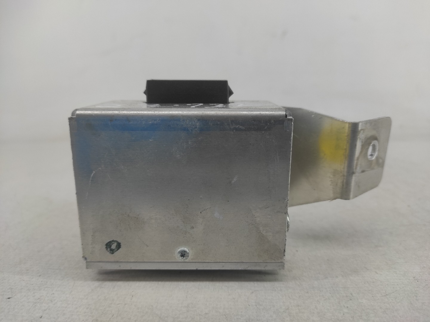 Amplificatore Altoparlanti AUDI A2 (8Z0) Imagem-1