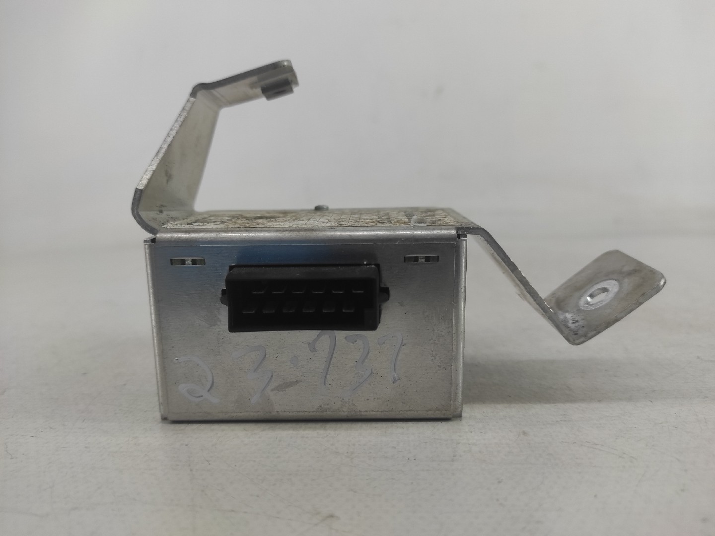 Amplificatore Altoparlanti AUDI A2 (8Z0) Imagem-2