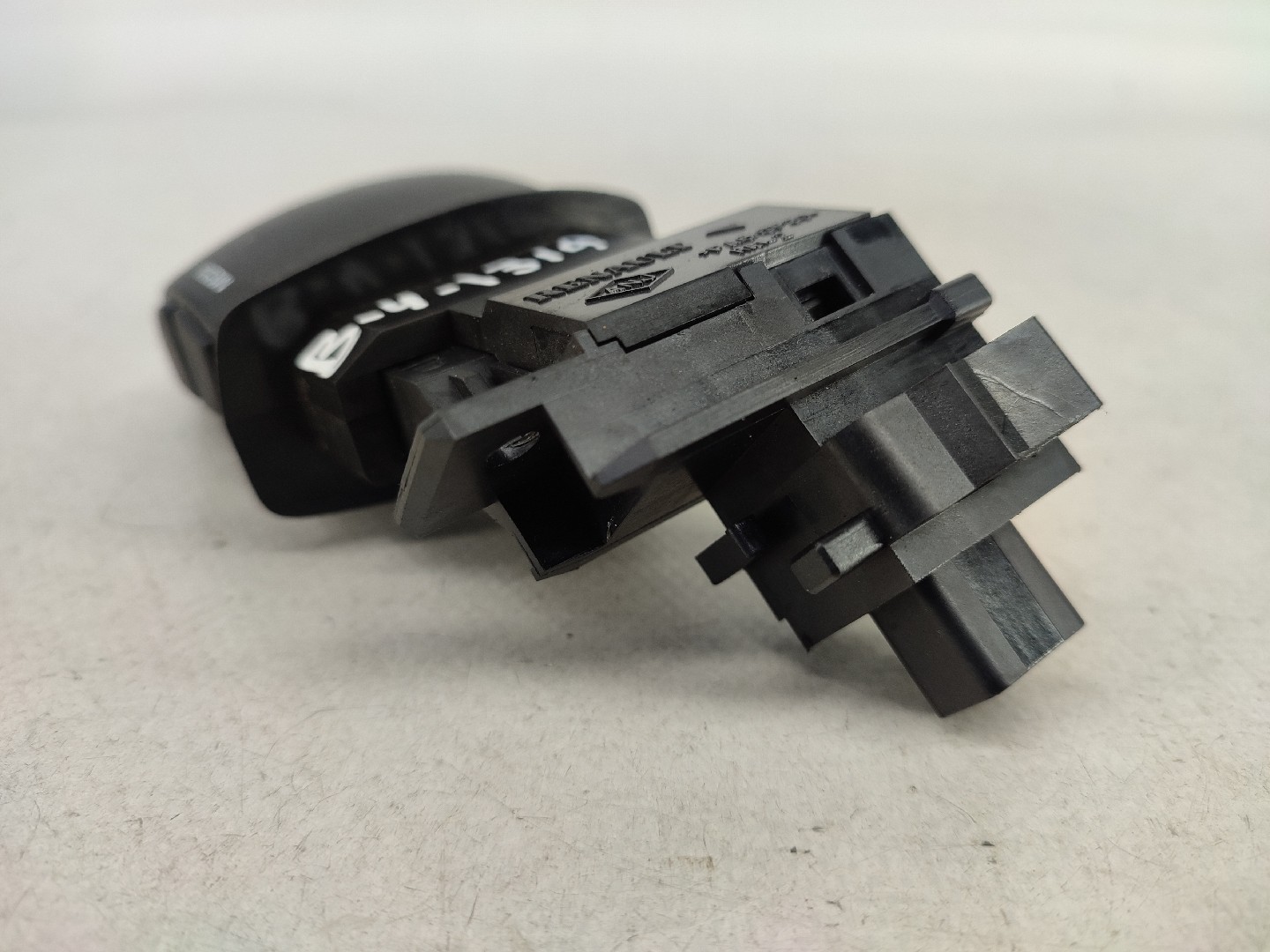 Appareil De Commande 8 Broches Frankberg - Compatible Clio IV, M.e.g.a.n.e III, Duster, Trafic Et Autres Modèles Renault - 5