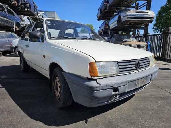 Vehicle VOLKSWAGEN Polo (86C, 80) for Parts Recife Used Parts