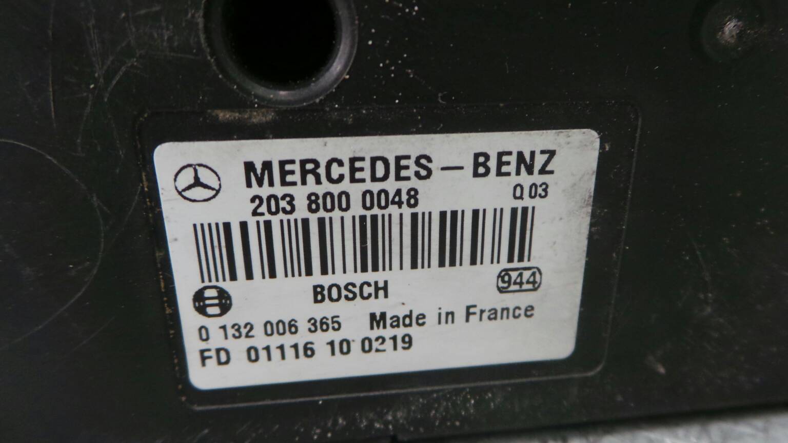 Compressor do fecho central MERCEDES-BENZ Classe C Carrinha (S203) Imagem-3