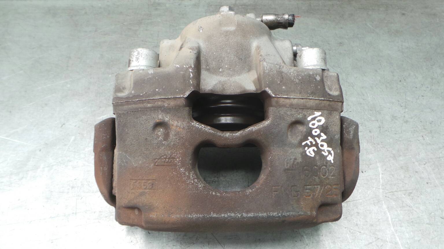 Bomba dos travões Frente Esquerda SAAB 9-3 Sedan (YS3F)