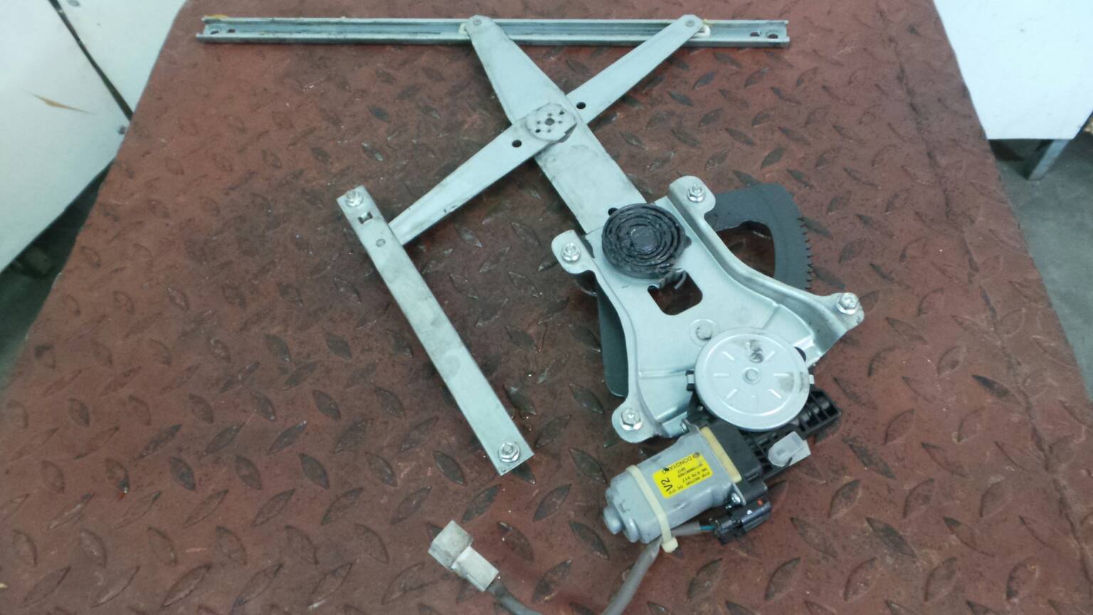 Right front window regulator CHEVROLET Aveo Sedan (T250, T255)