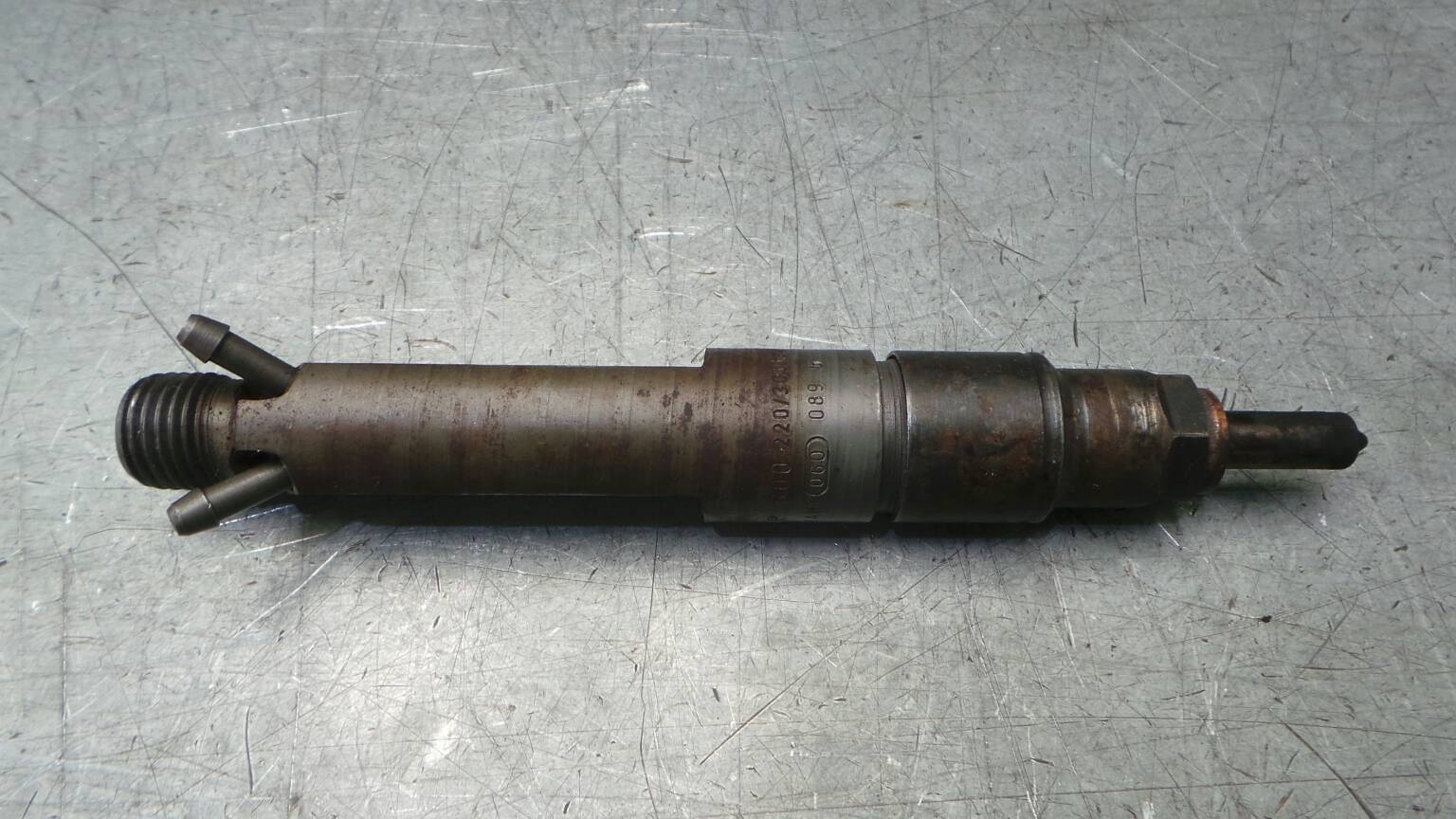 Injector VOLKSWAGEN Golf IV (1J1)