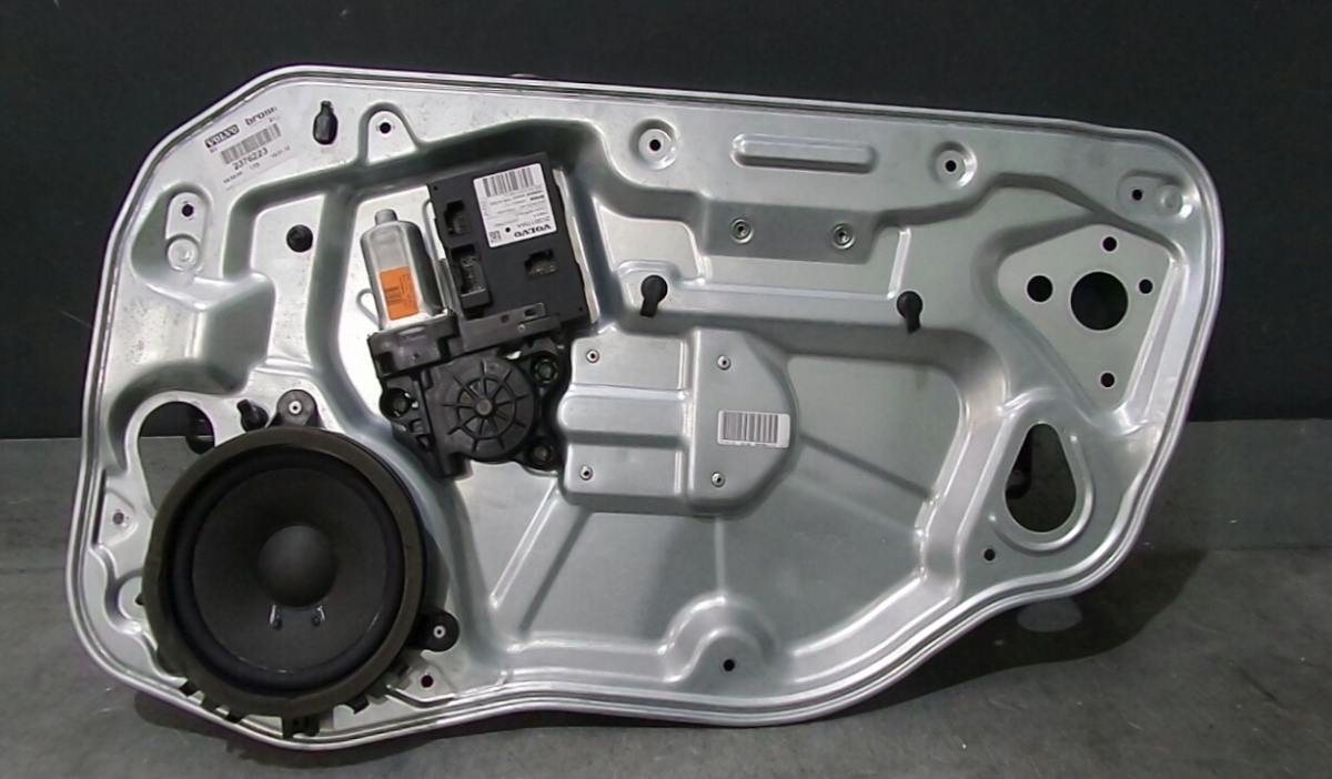 Elevador vidros frente direito VOLVO V50 (MW)