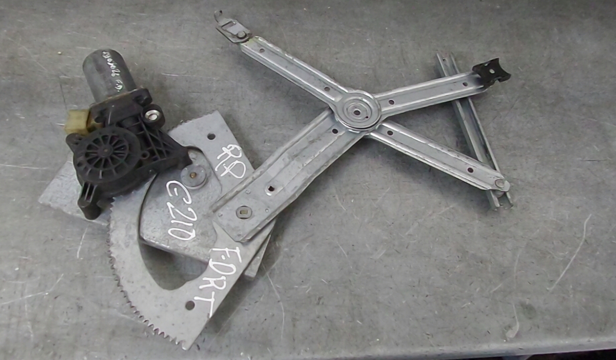 Elevador vidros frente direito MERCEDES-BENZ Classe E Carrinha (S210)