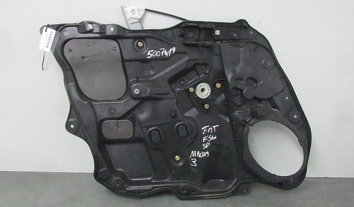 Elevador vidros frente esquerdo MAZDA 3 (BK)